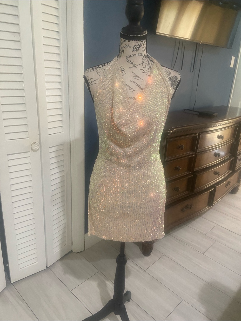 Fashion Nova Strapless Sequin Blouson Mini Dress - Champagne Pink